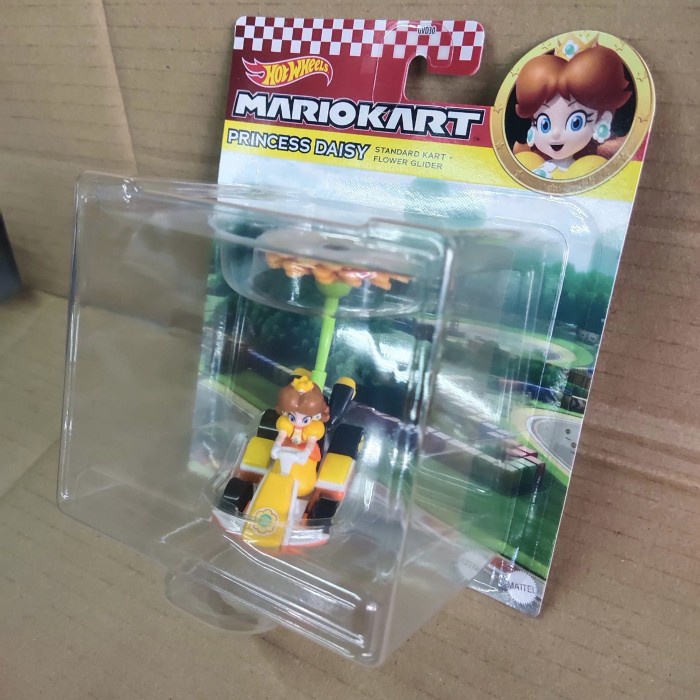 Hotwheels Mario Kart Princess Daisy Standard Kart Flower Glider