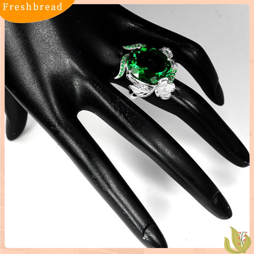 &lt; Freshbread &gt; Fashion Wanita Faux Emerald Band Pesta Perjamuan Lamaran Jari Cincin Perhiasan Hadiah