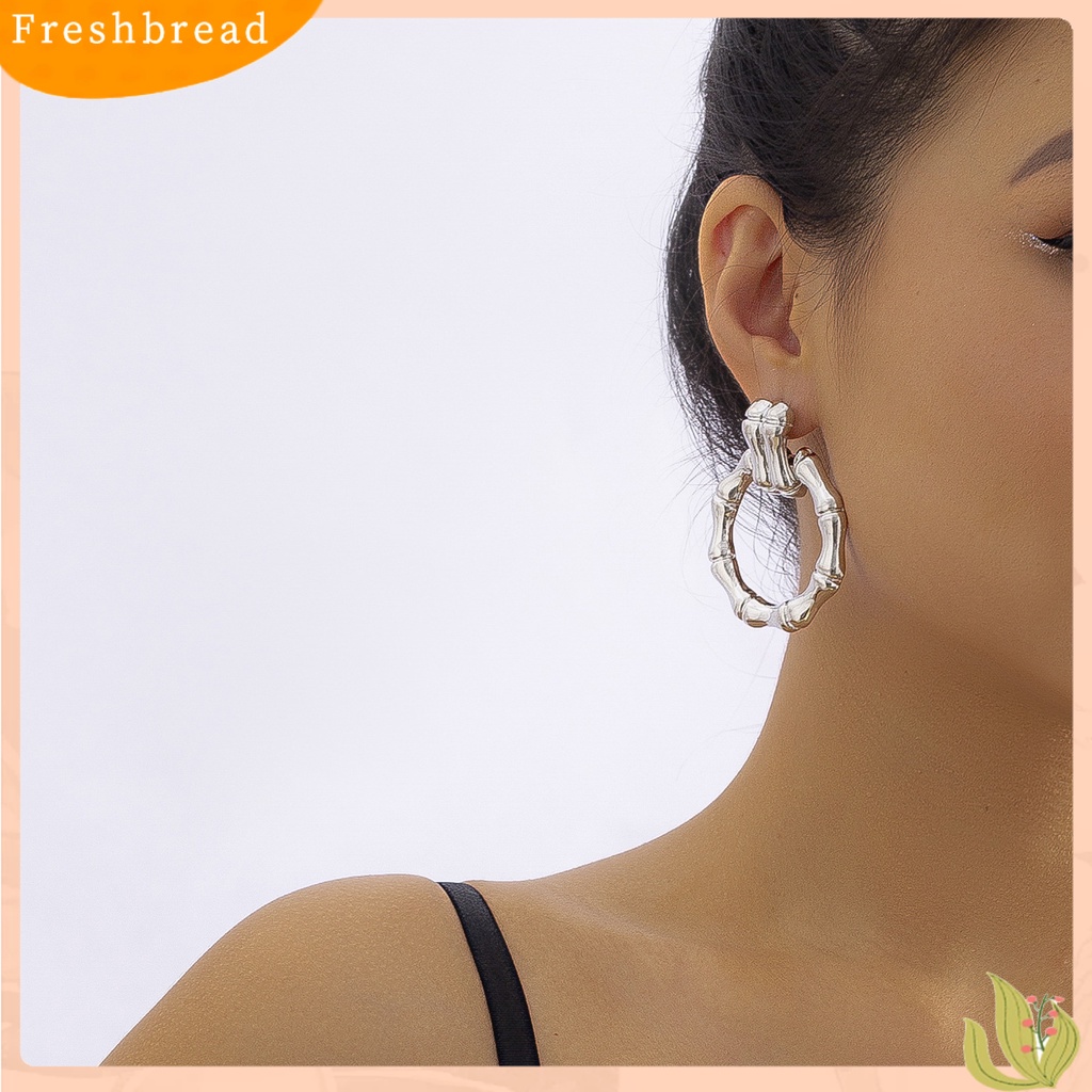 &lt; Freshbread &gt; 1pasang Anting Pejantan Geometris Electroplating Glossy Minimalis Liontin Telinga Hiasan Colorfast Bulat Bambu Telinga Hoop Earrings Perhiasan Aksesori