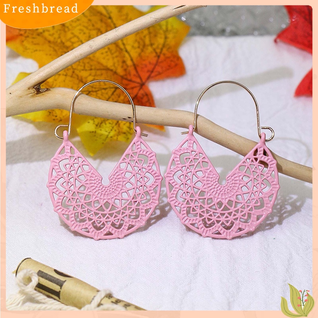 &lt; Freshbread &gt; 1pasang Anting Wanita Berbentuk V Perhiasan Sederhana Anting Menjuntai Vintage Ringan Untuk Perjamuan