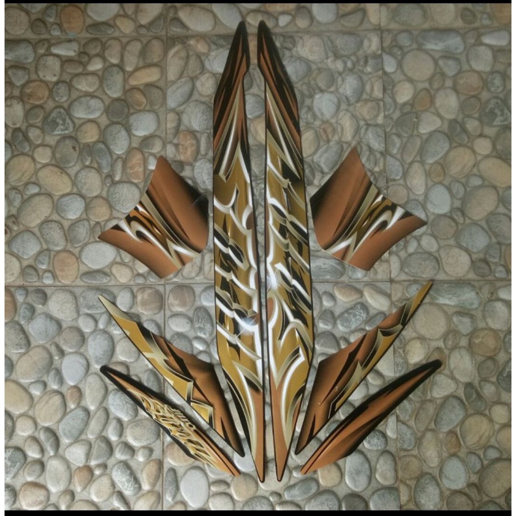 Stiker striping Yamaha Mio soul 2010 Hitam Gold