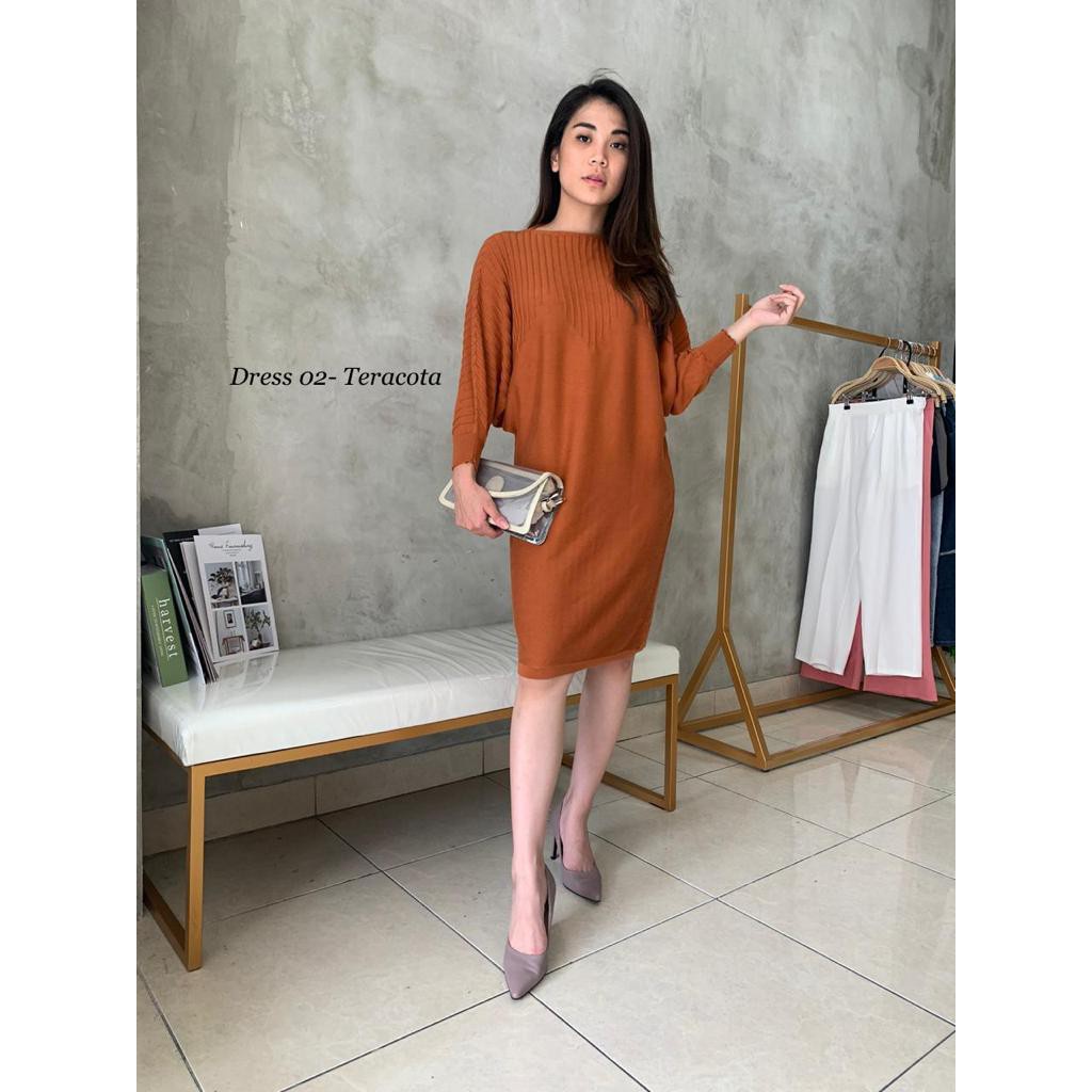 02 CLAIRE KNITTED DRESS