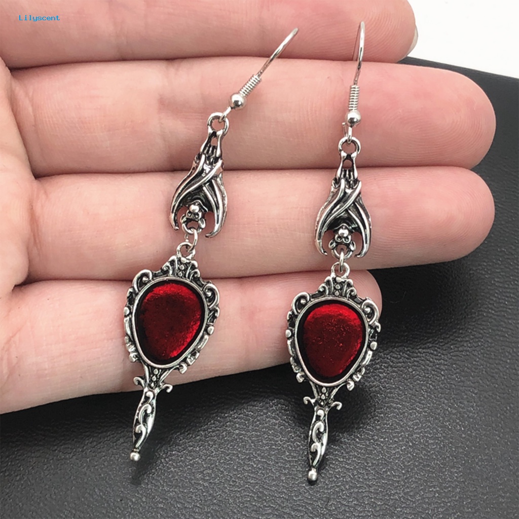 Lilyscent 1pasang Berlebihan Liontin Anting Aksesoris Fashion Vintage Bat Ear Hook Drop Earrings Gothic