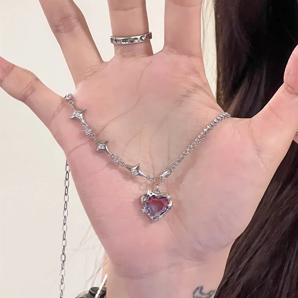 Women Y2K Style Crystal Star Heart Pendant Necklace/Ladies Light Luxury Charm Necklaces/Kalung Klavikula Punk Hip Hop Vintage/Kalung Rantai Kepribadian Perempuan/Chok Populer