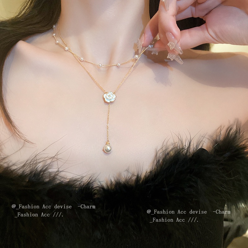 Yeezii Camelia Liontin Emas Kalung Wanita Elegan Kalung Ganda Mutiara Rantai Choker Aksesoris Perhiasan