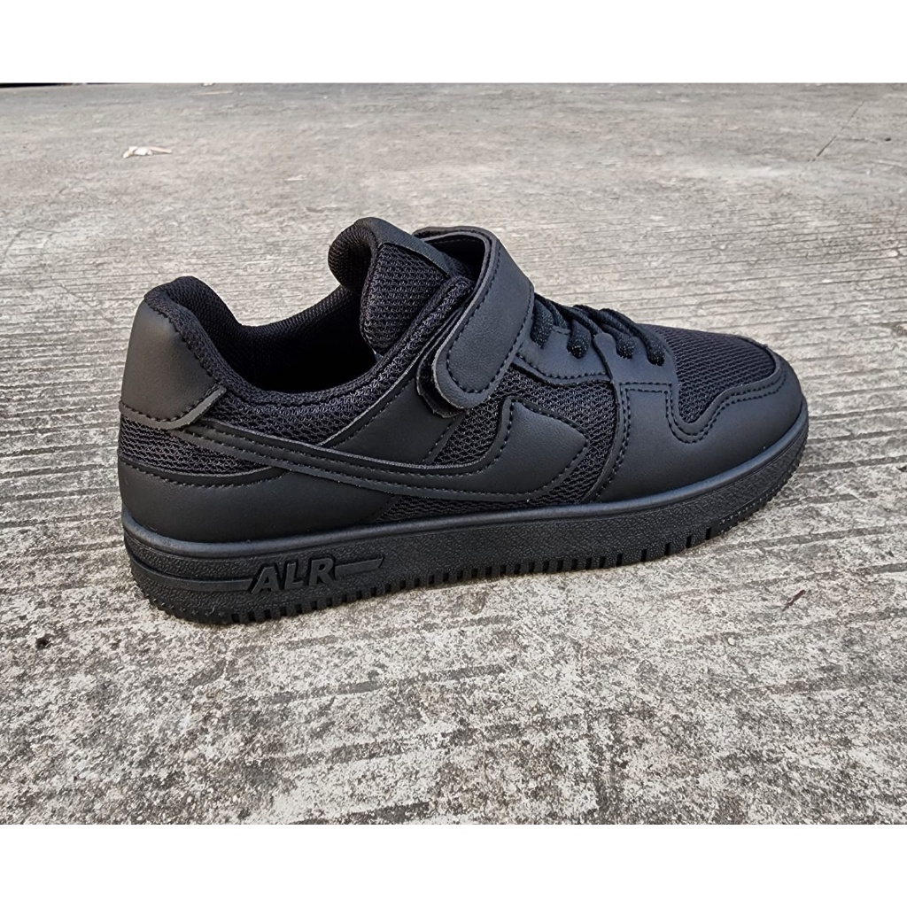 SEPATU SEKOLAH ANAK MPORT KEKINIAN 2023 (SA007) TIFFANYBOUTIQUE