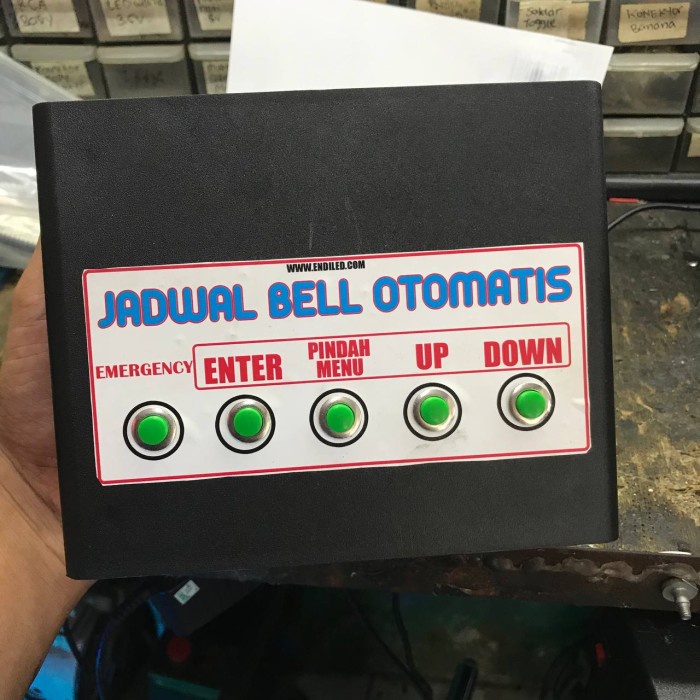 Bell sekolah otomatis mp3