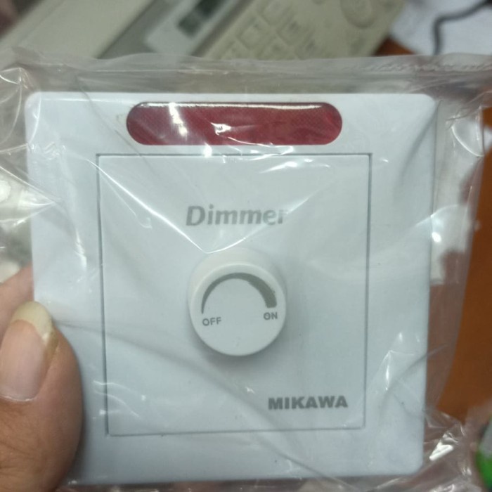 [GJ] light Dimmer Vyba NCE 318 220-250V AC 600W