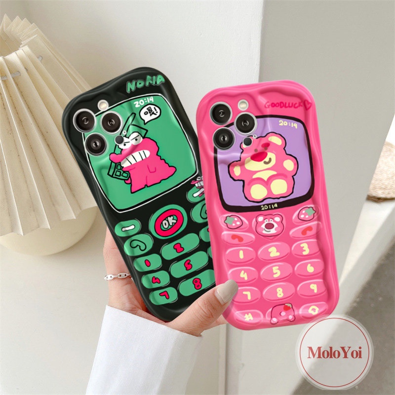 Case Beruang Strawberry Buaya Kartun Lucu Kompatibel Untuk IPhone XR XS X Max 6 6s 7 8 Plus 11 12 14 13 Pro Max SE 2020 Ponsel Kreatif Tombol Pasangan 3D Wavy Curved Edge Soft Cover