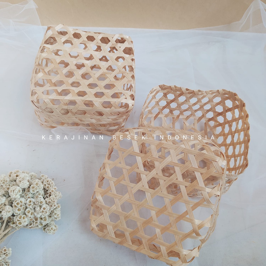 Bambu KERANJANG KOTAK PENDEK//  Keranjang bambu// Keranjang murah// Tempat hampers// Anyaman bambu//