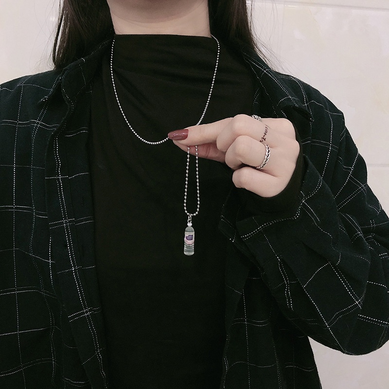 Influencer Trendy Botol Air Mineral Bumi Keren Disko Pasangan Kalung Kerah ins Unik Sederhana Retro Kalung Pria Wanita