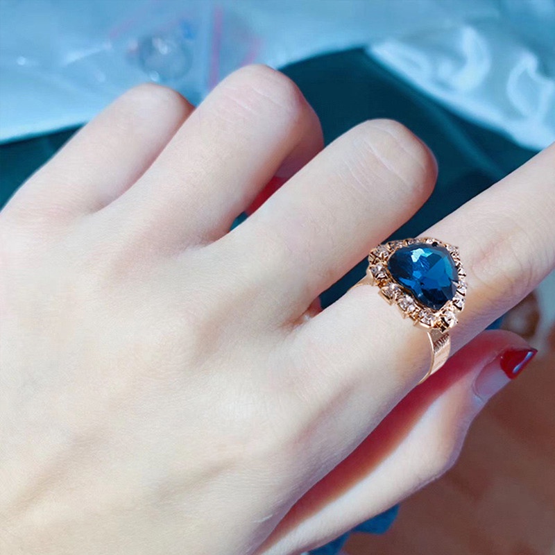 Kalung Liontin Anting Cincin Set Untuk Wanita Gadis Fashion Berlian Imitasi Cinta Hati Kristal Perhiasan Leher Rantai Telinga Cincin Emas Pribadi Penuh Berlian Klip Telinga Hadiah Untuk Her