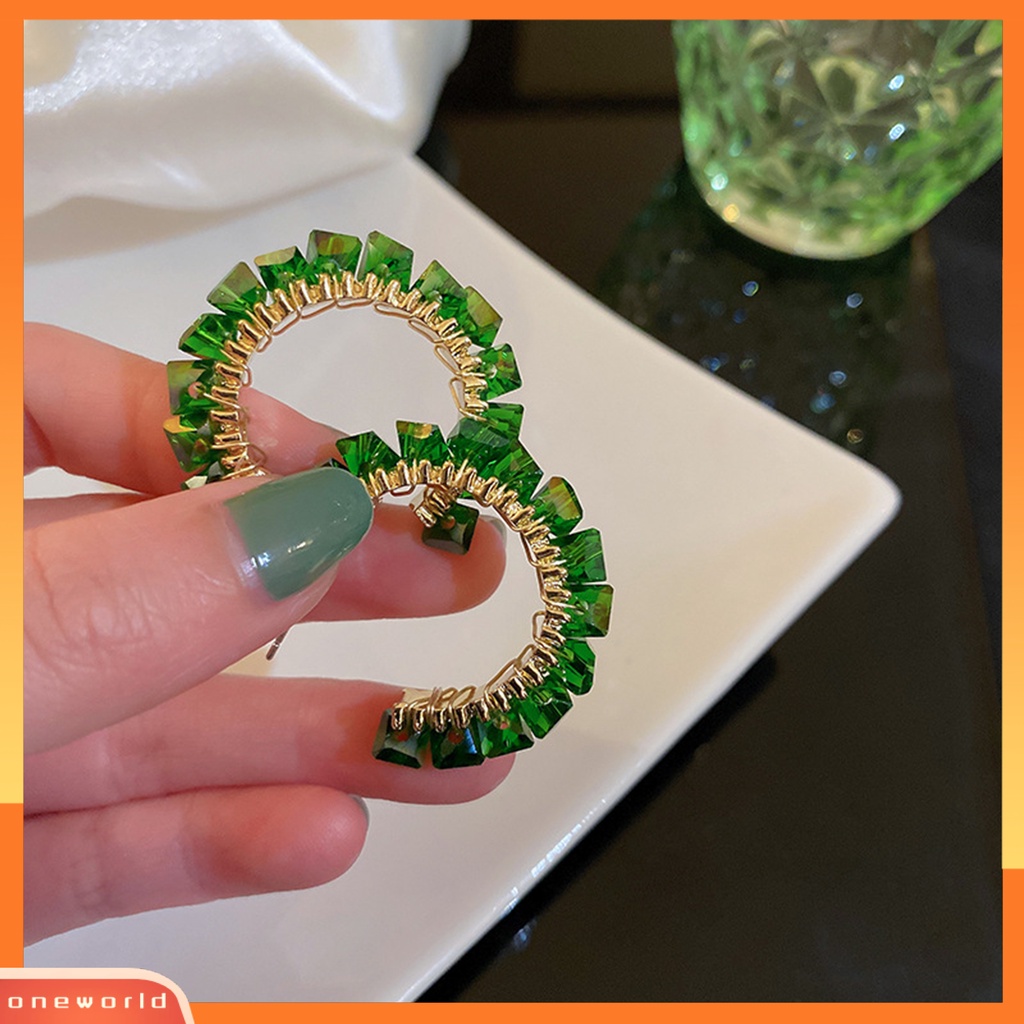 [WOD] 1pasang Anting Hoop Geometris Temperamen Hias Menarik All-match Perhiasan Hadiah C-shaped Emerald Green Kristal Imitasi Fashion   Anting Lingkaran Wanita Untuk Dipakai Sehari-Hari