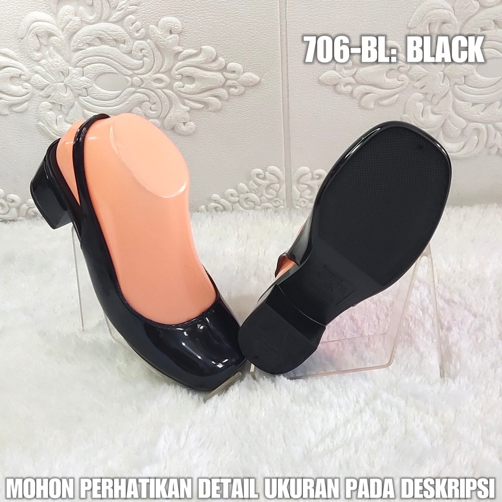 Sepatu Wanita Hak Tahu 706 BL Sepatu Heels Kerja Kantor Berkualitas SPTWW