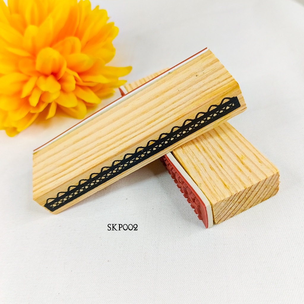

Stampel Kayu Model Renda Hiasan Scrapbook SKP002