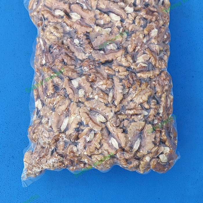 

✨Ready Stok✨ - kacang walnut mentah 1kg