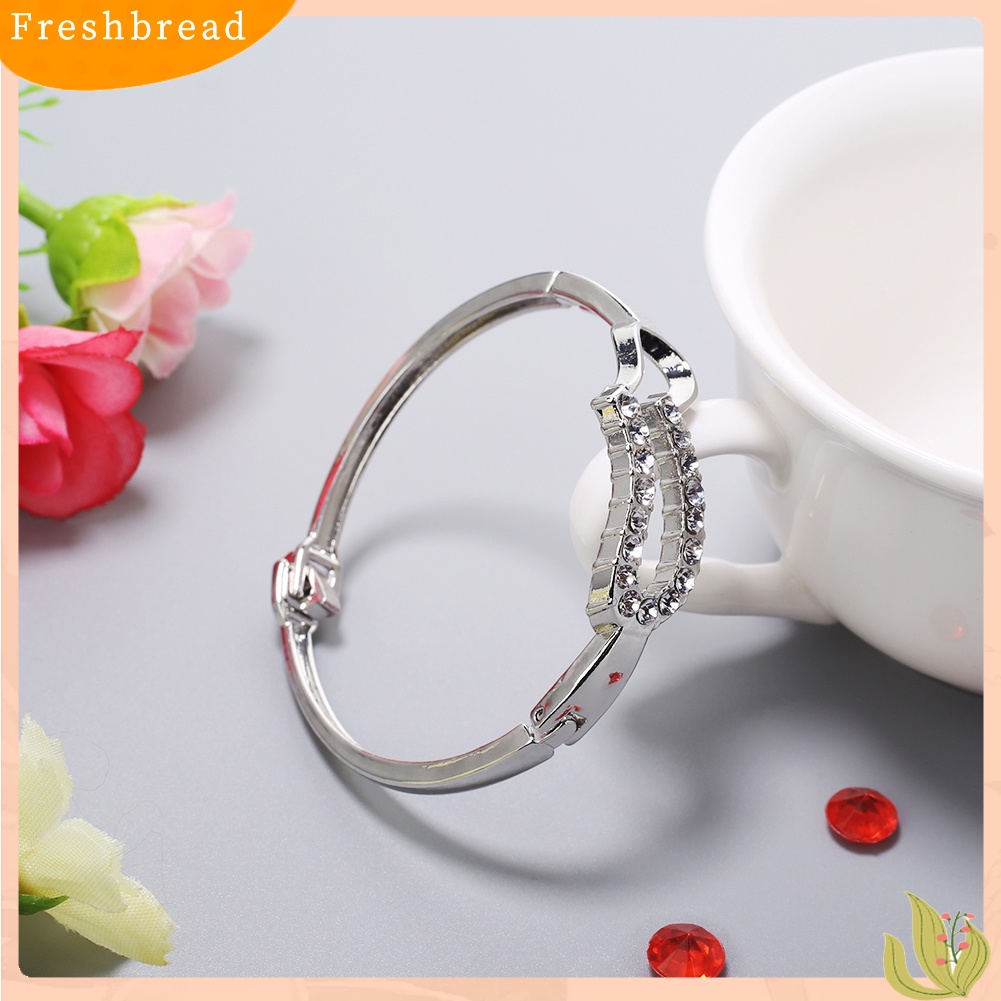 &lt; Freshbread &gt; Wanita Fashion Berongga Hati Berlian Imitasi Mengkilap Bangle Perak Disepuh Gelang Perhiasan