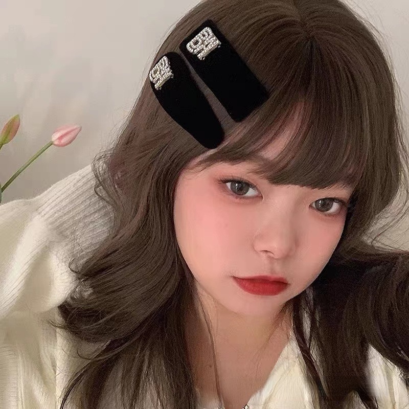 Beludru Berlian Imitasi Klip Rambut Retro Kecil Dupa Angin -Gaya Sisi Sandwich Hitam High -grade Sensory Hair Jewelry
