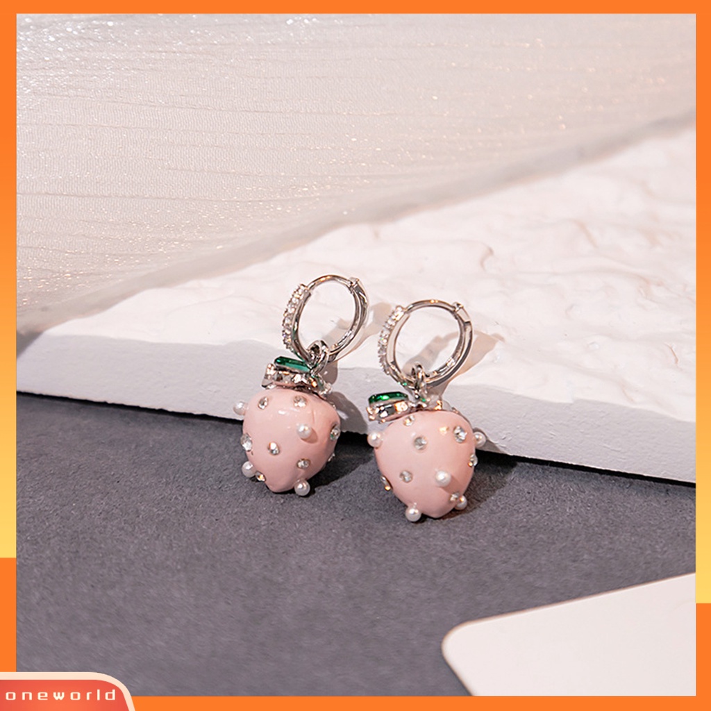 [EONE] 1pasang Anting Menjuntai Strawberry Berlian Imitasi Mutiara Imitasi Perhiasan Gaya Korea Anting Lingkaran Berkilau Aksesoris Fashion