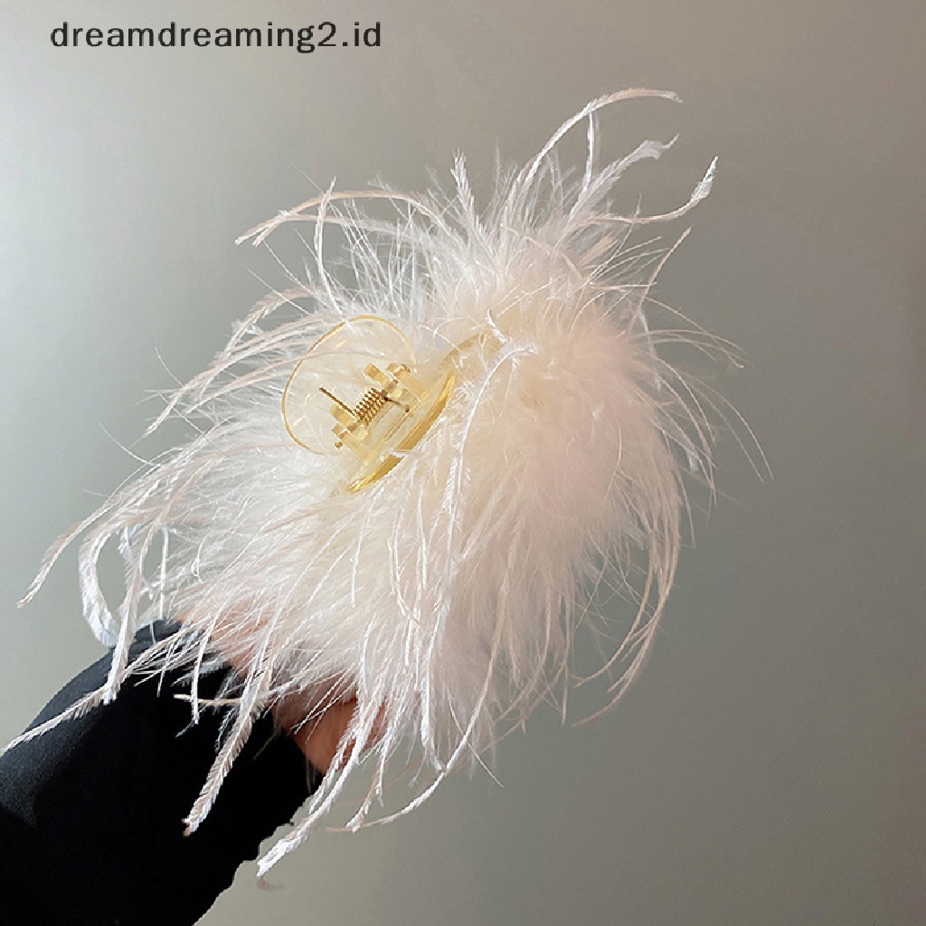 (dream) Cute Ostrich Feather Hair Claw Plush Hair Clip Penjepit Jepit Rambut Musim Dingin Fashion Wanita Hairgrips Aksesoris Rambut Pesta//