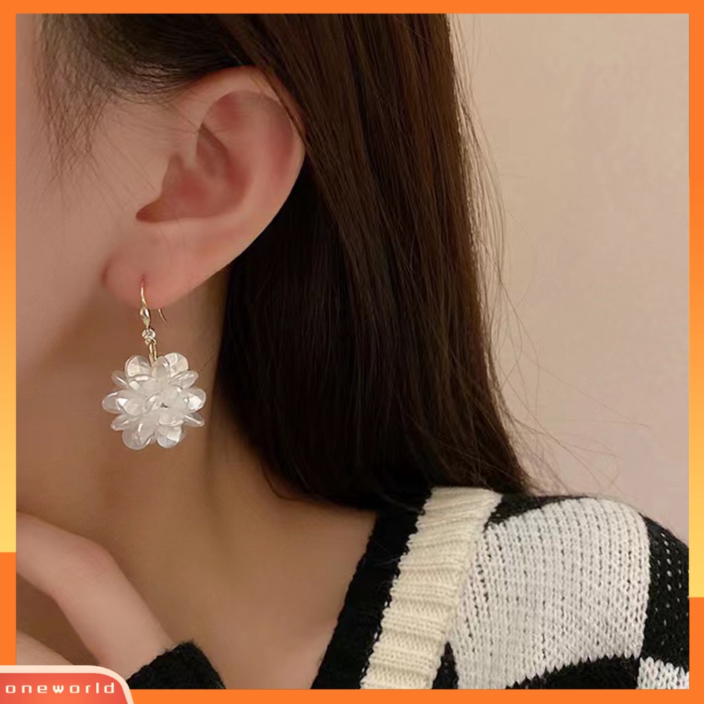 [EONE] 1pasang Anting Kait Gaya Perancis Elegan Temperamen Peri Hadiah Kecil Putih Solid Bola Bunga Drop Earrings Fashion Perhiasan