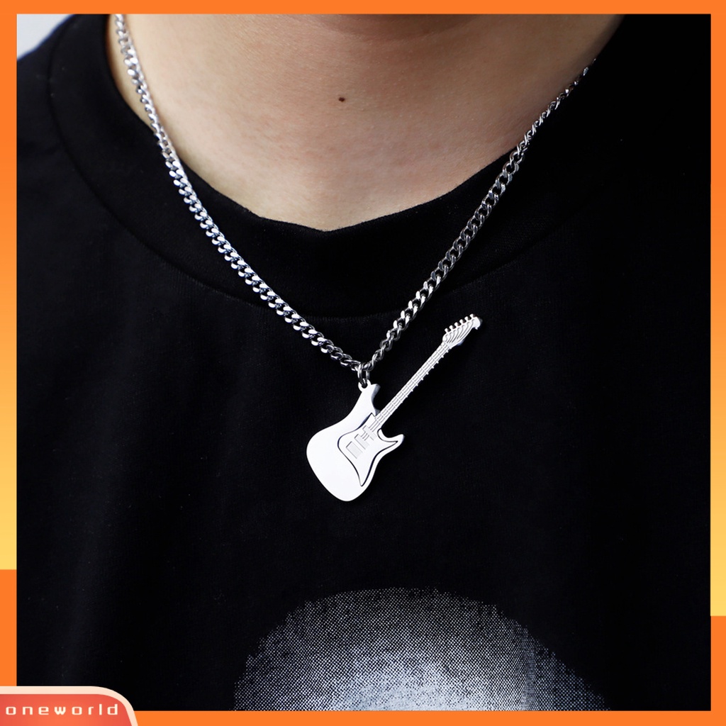 [ONE] Pria Kalung Punk Keren Hip Hop Kepribadian Stainless Steel Bass Gitar Liontin Klavikula Kalung Fashion Perhiasan