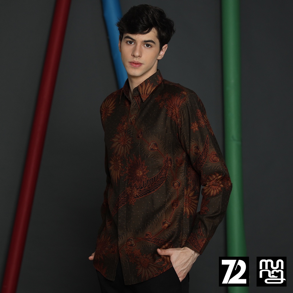 KEMEJA BATIK PRIA Dobby Slimfit Lengan Panjang Parang Premium Orpheus Warna Hijau Tua 723557 Cap 72 - Baju Kemeja Atasan Pakaian Setelan Batik Pria Cowok Laki Laki Remaja Keluarga Kantor Lengan Panjang Modern Slimfit Slim Fit Premium Kekinian