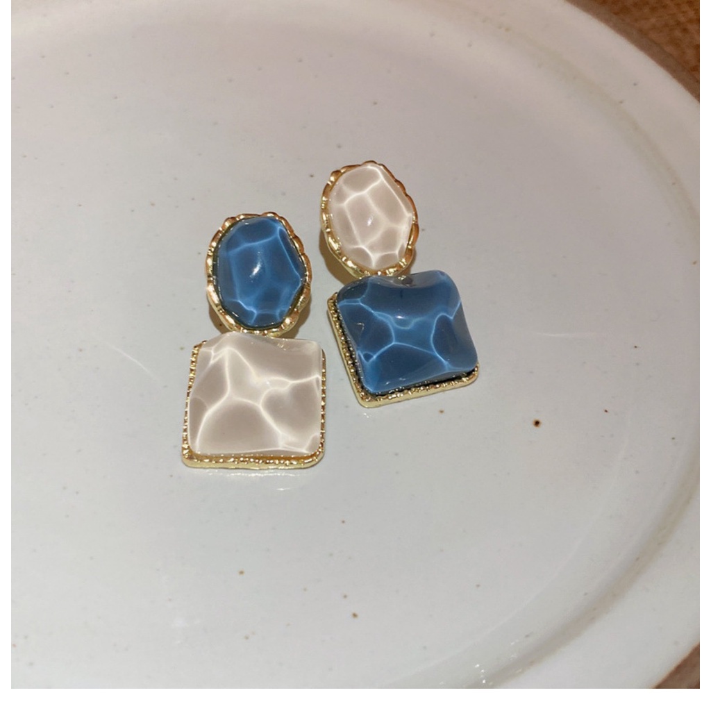 925jarum Perak Asimetris Persegi Es Batu Tekstur Anting-Anting Warna Kontras Transparan Tiga Dimensi Anting-Anting High-End Anting-Anting