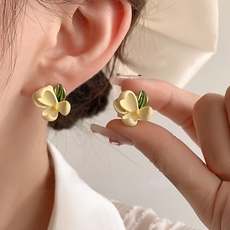 Green Gardenia Super Fairy Fresh Sweet Earrings Ear Studs Untuk Perempuan Yang Indah