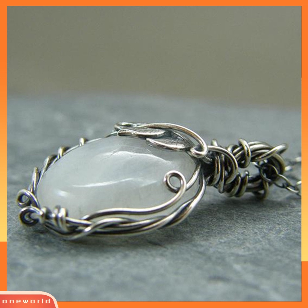 [ONE] Kalung Klavikula Rantai Ekstensi Motif Daun Pengerjaan Halus Faux Moonstone Pendant Charm Necklace Untuk Wanita