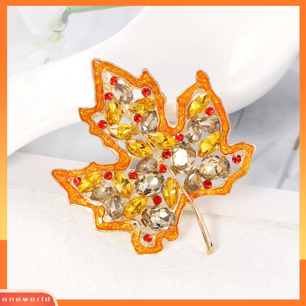 [ONE] Wanita Bros Maple Leaf Rhinestones Lucu Menetes Minyak Dicat Bros Untuk Wanita