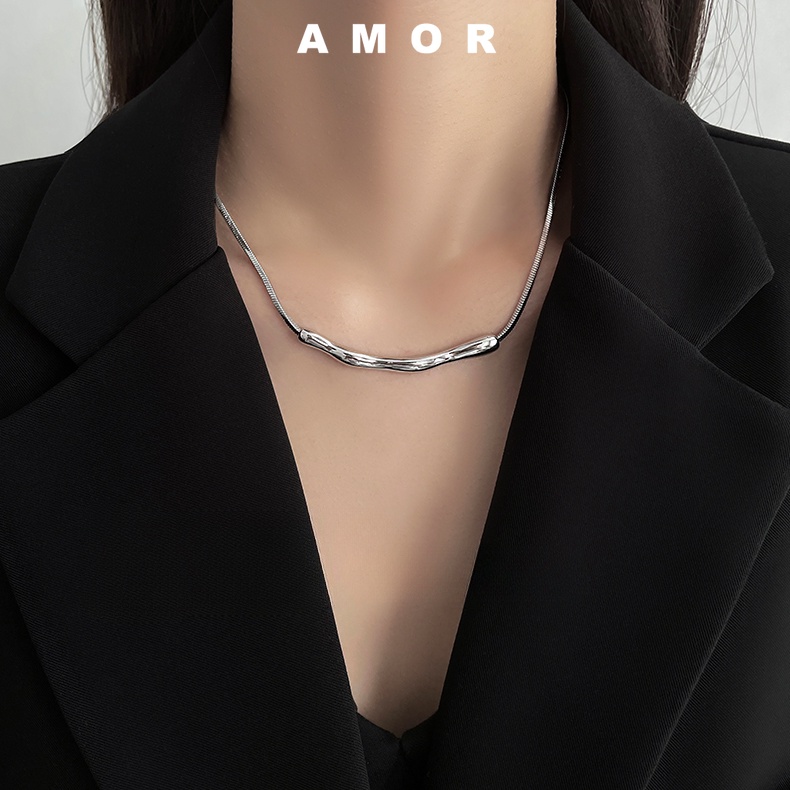 Musim Panas Gaya Korea Logam Tidak Teratur Liontin Kalung Wanita Kerah Rantai Neckchain
