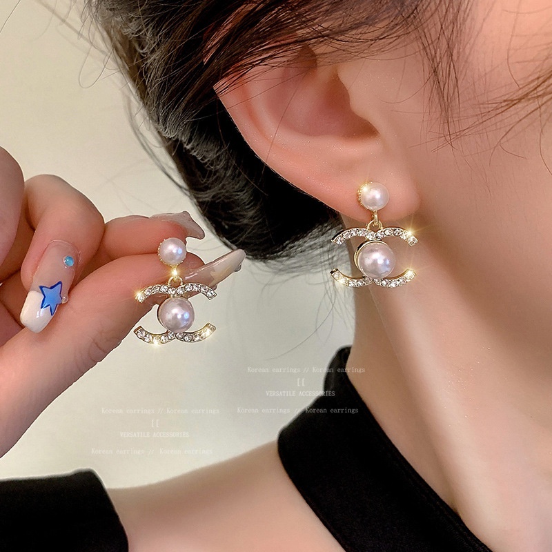 Anting Mutiara C Ganda Desain niche Anting Temperamen Mewah Ringan2023Hiasan Telinga Trendi Baru