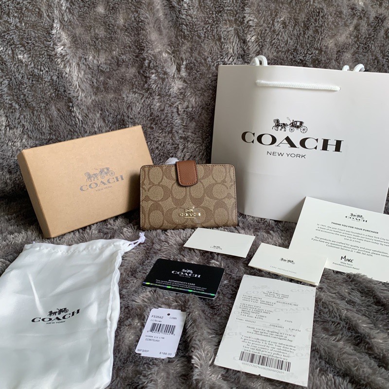 Coach Medium Corner Zip Wallet In Signature (F53562)