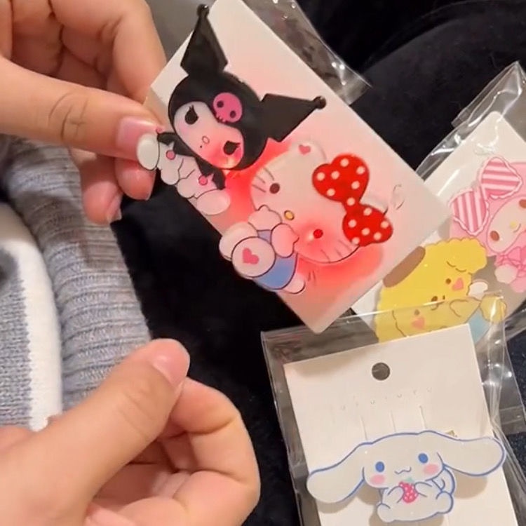 Kartun Anime Bercahaya Mulut Bebek Klip Hair Clip/Sanrio Glowing Jepit Rambut Gadis Hiasan Kepala/Kawaii Hello Kitty BB Klip Aksesoris Rambut/Anak Manis Hairgrip Hadiah/