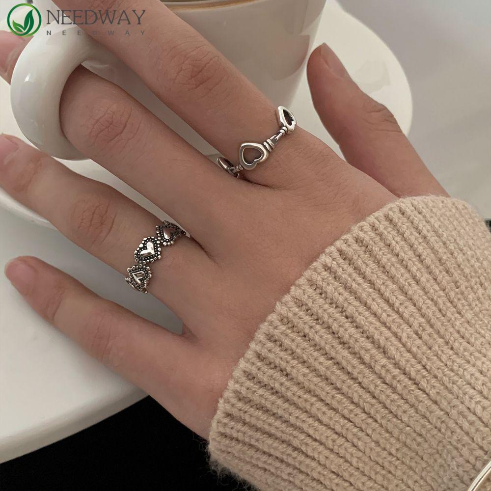 Needway Wanita Pembukaan Cincin Adjustable Vintage Surat Punk Berongga Rumbai Jari Perhiasan