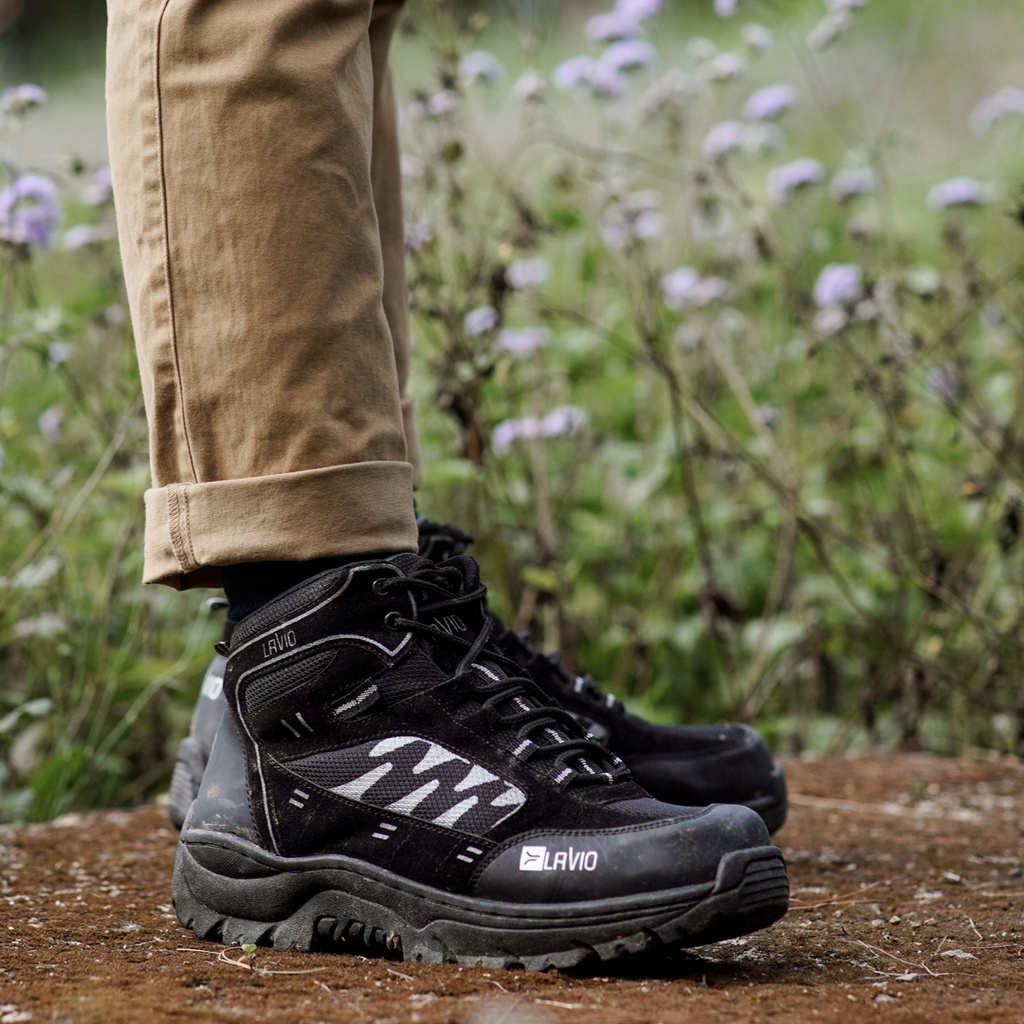 Lavio Sepatu Pria Safety Boots High Premium Quality Axel Booster Mood Hiking Proyek Outdoor Touring 