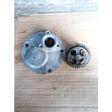 Pompa Oli Cover tutup pompa oli Yamaha Mio J original