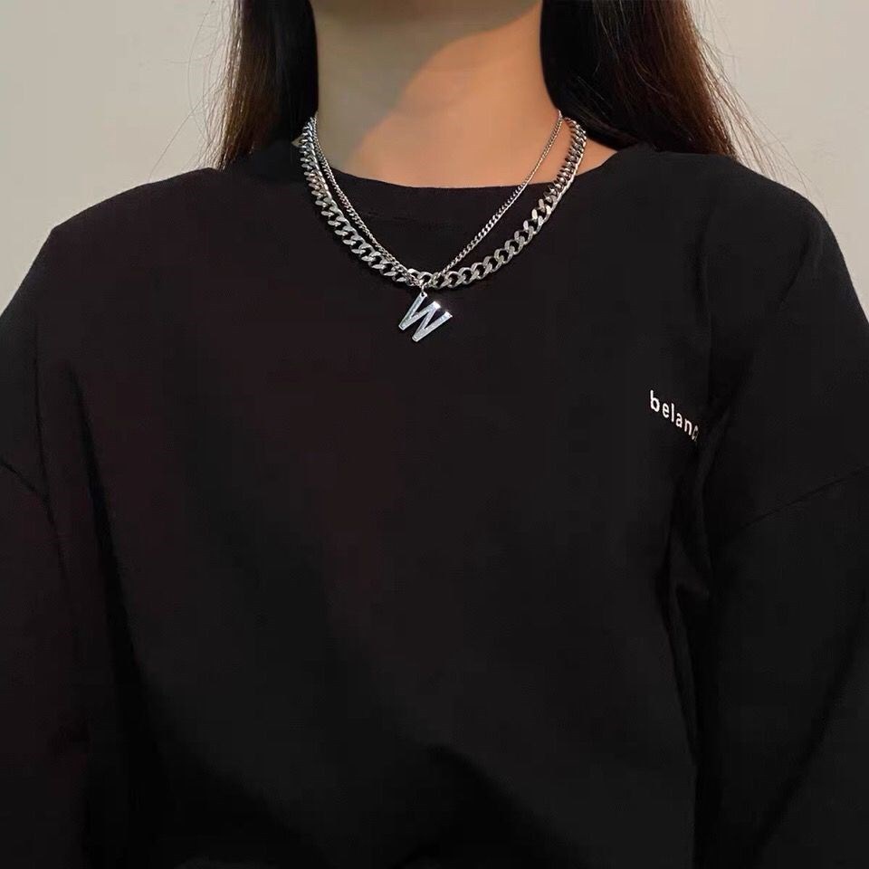 Kalung Rantai Gaya Keren Unik Eropa Amerika W Huruf Rantai Klavikula Lapisan Ganda Hip Hop Keren All-Match Kalung Pendek Wanita