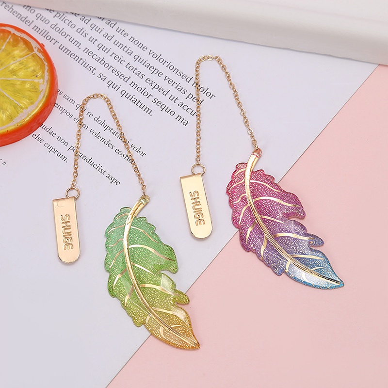 Fantasy Bronzing Magic Leaf Akrilik Bookmark Hadiah Siswa Sekolah Liontin Bookmark Dengan Rantai Logam