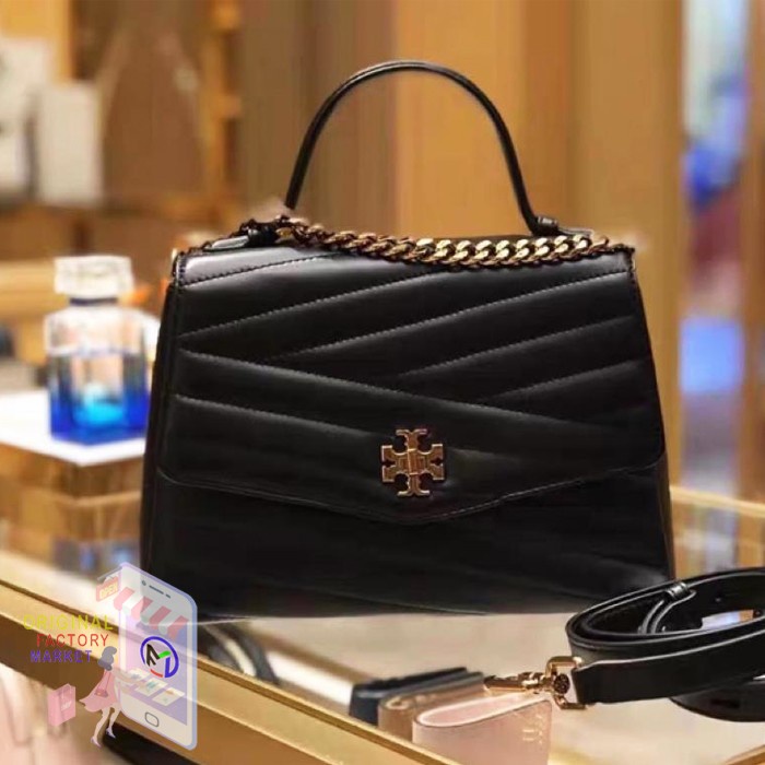 TAS TORY BURCH 61674 Kira Chevron Top Handle Satchel Black Gold TB Vs