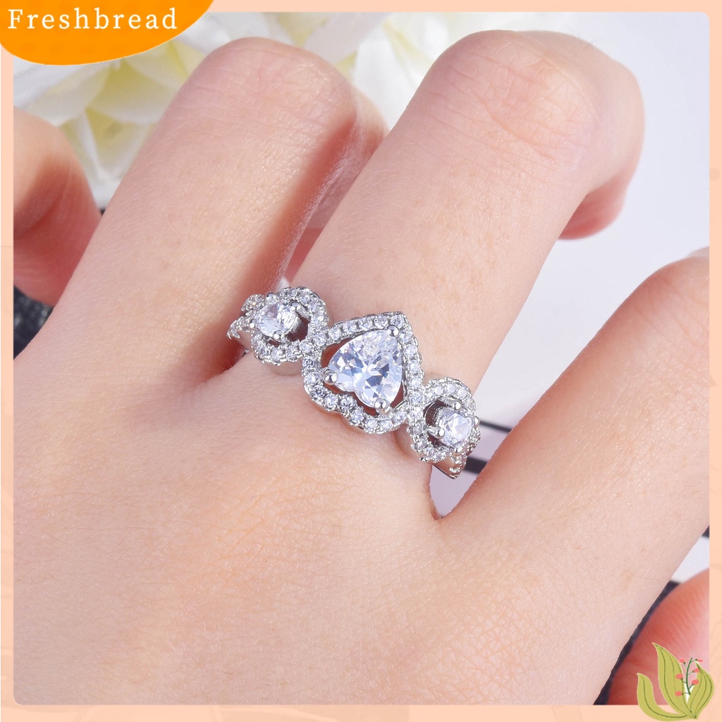 &lt; Freshbread &gt; Cincin Berlian Imitasi Hias Tidak Luntur Pertunangan Tembaga Hollow Opening Women Ring Untuk Ulang Tahun