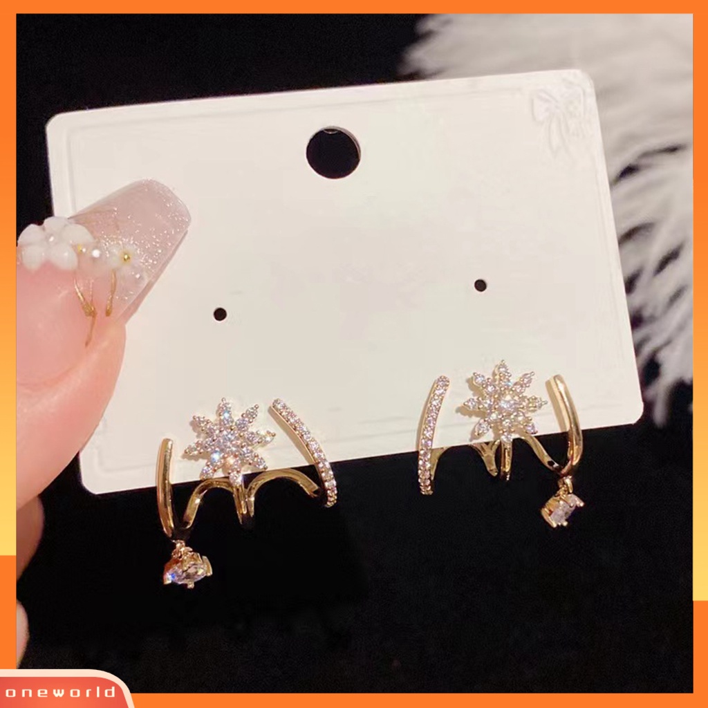 [EONE] 1pasang Ear Studs Claw 3baris Elegan Temperamen Emas Hadiah Hypoallergenic Bling Berlian Imitasi Bintang Wanita Anting Fashion Perhiasan