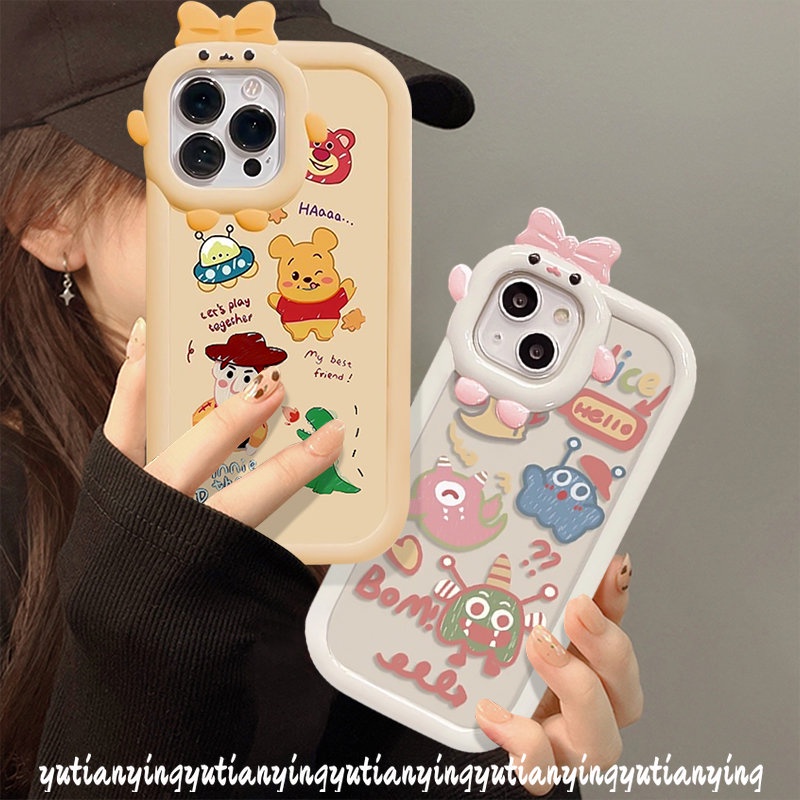 IPHONE Cute Little Monster Dinosaurus Cute Winnie The Pooh Couples Case Kompatibel Untuk Iphone11 14 13 12 Pro Max 7Plus XR X XS Max7 6 8 6s Plus SE 2020 3D Lensa Monster Kecil Soft Cover