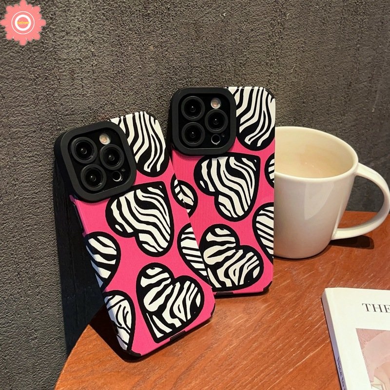 IPHONE Casing Ponsel Zebra Cinta Hati Gaya Fashion Kreatif Kompatibel Untuk Iphone11 14 13 12 Pro Max XR 7 8 Plus X XS Max Shockproof Case Back Cover