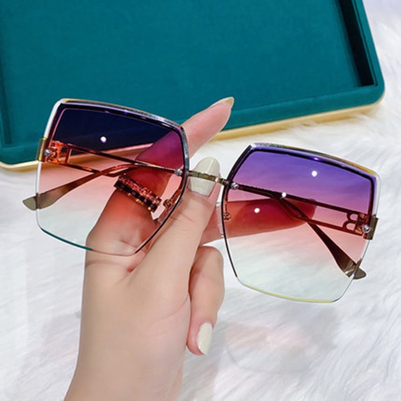 Square Irregular Women Metal Sunglasses Retro Sastra Anti-UV Outdoor Shade Eyeglasses Untuk Pria Wanita Kacamata
