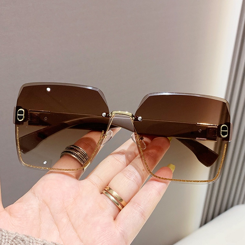 Fashion Square Aesthetic Shades Sunglasses Untuk Wanita/Men Metal Frame Sunglasses Eyewear