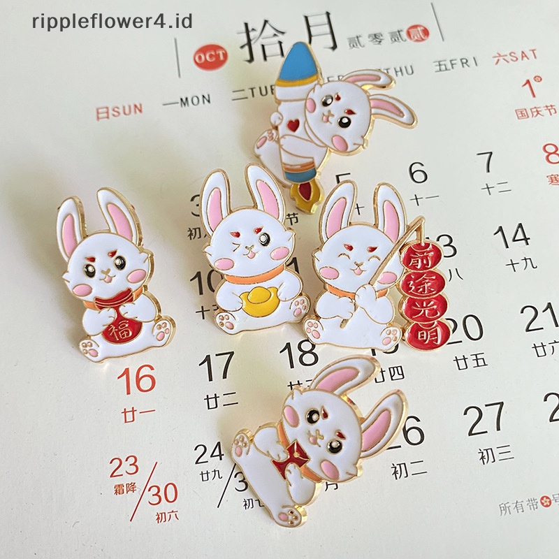 {rippleflower4.id} Tahun Baru Kelinci Paduan Pin Kelinci Bros Kartun Kelinci Pakaian Kerah Pin Lucu Bentuk Hewan Bros Kerah Badge Tas Kartun Perhiasan Aksesoris~