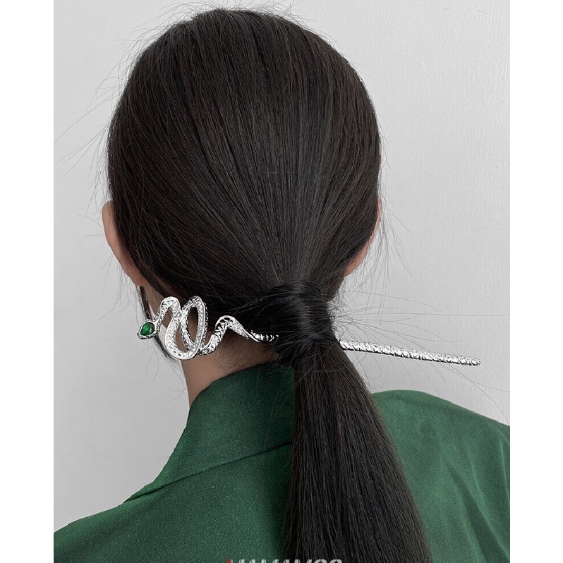 Jepit Rambut Berbentuk Ular High-End Perasaan Gaya Cina Baru Logam Keren Jepit Rambut Tidak Dapat Pecah Hairpin Hair-Reducing Alat Berguna Hiasan Kepala Sederhana