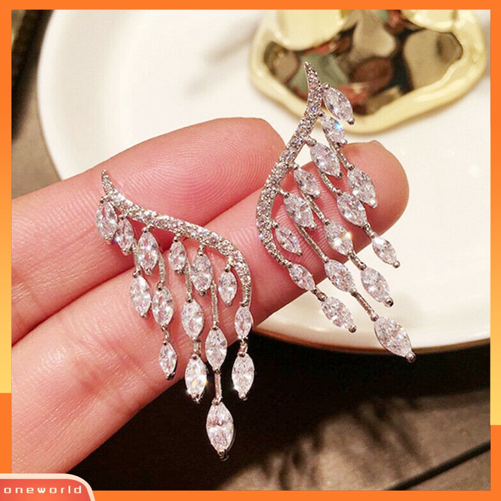 [WOD] 1pasang Anting Wanita Berlian Imitasi Mengkilap Rumbai Sayap Malaikat Berbentuk Lady Stud Earrings Perhiasan Pernikahan